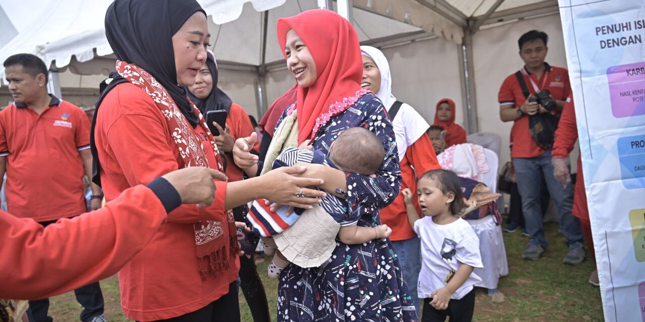 Germas di Kaligondang, Bupati Tiwi Apresiasi Inovasi Siber Murin