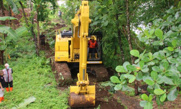 Cegah Longsor, BBWS Serayu Opak Bersama BPBD Purbalingga Bangun Sodetan Sungai Klawing