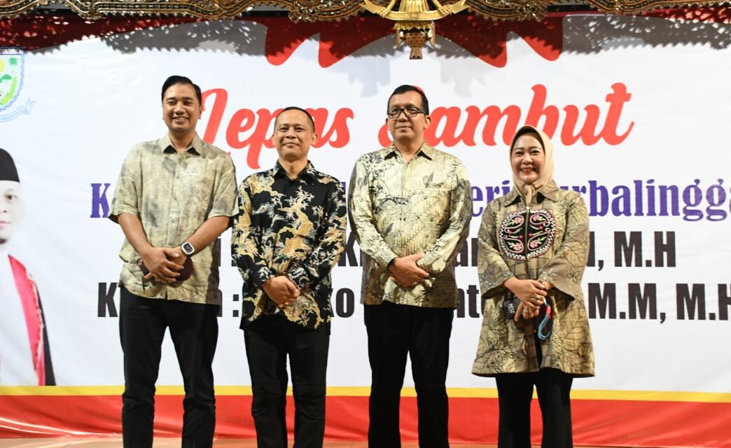 Sambut Ketua Pengadilan Negeri Baru, Bupati Tiwi : Lanjutkan Sinergi Tingkatkan Prestasi