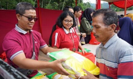 Pemkab Purbalingga Gelar Pasar Murah, 5 Ton Beras Ludes Diserbu Warga