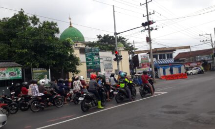 Jelang Lebaran, Perempatan Sirongge Lancar