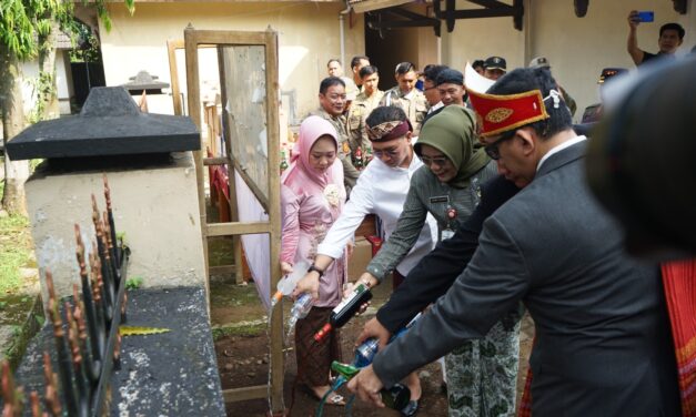 1250 Botol Miras Dimusnahkan Satpol PP Kabupaten Purbalingga