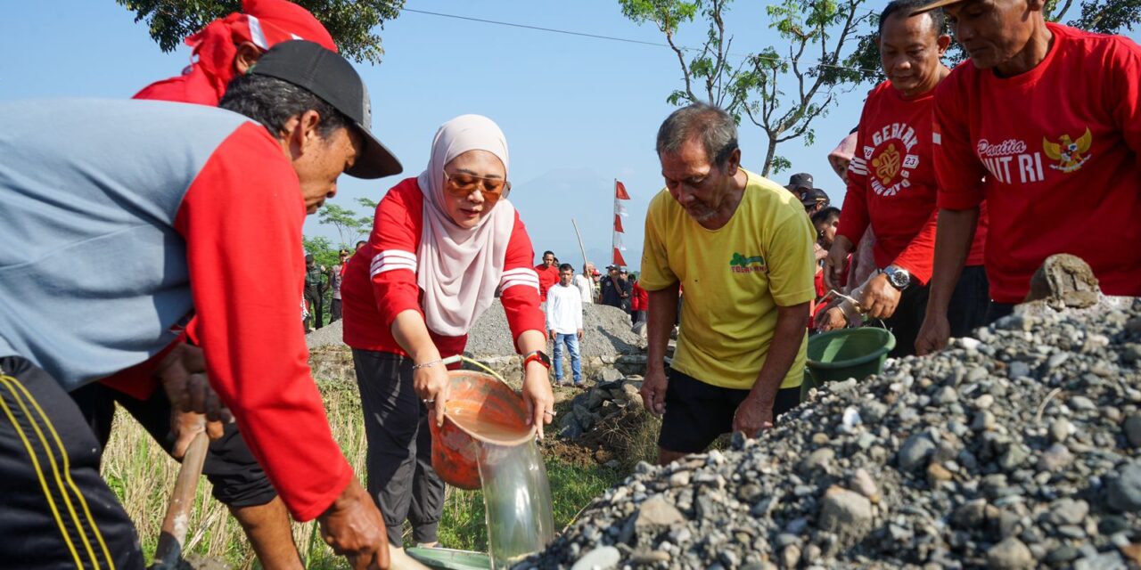 Dana Desa Dimanfaatkan untuk Pembangunan Jalan Pertanian di Desa Lumpang