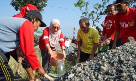 Dana Desa Dimanfaatkan untuk Pembangunan Jalan Pertanian di Desa Lumpang