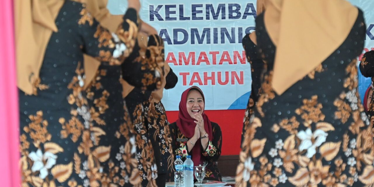 Apresiasi Kontribusi Kader PKK, Bupati Tiwi : Peranan Perempuan Tidak Bisa Disepelekan!