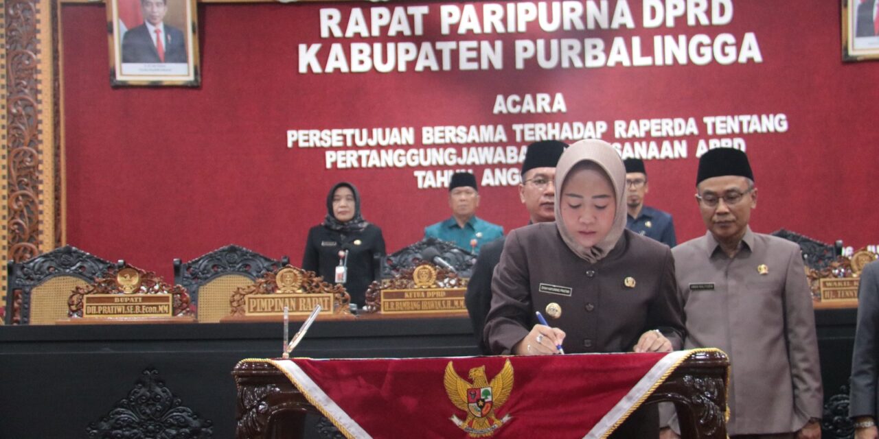 DPRD Purbalingga Setujui Raperda Pertanggungjawaban APBD 2023 Menjadi Perda