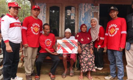 GEBRAK di Binangun, Bupati Tiwi Dorong Warga Gotong Royong Bantu Rehab 70 RTLH