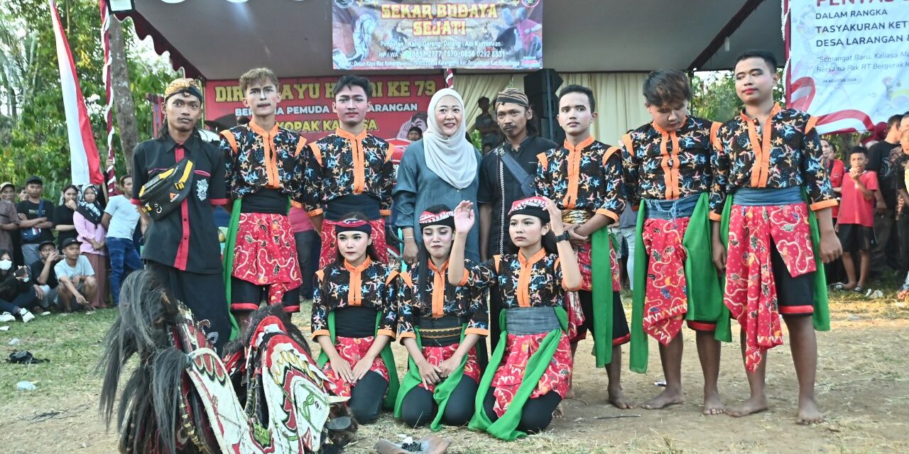 Safari Pentas Budaya, Bupati Tiwi Dorong Pemdes Lestarikan Kesenian Ebeg