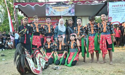 Safari Pentas Budaya, Bupati Tiwi Dorong Pemdes Lestarikan Kesenian Ebeg