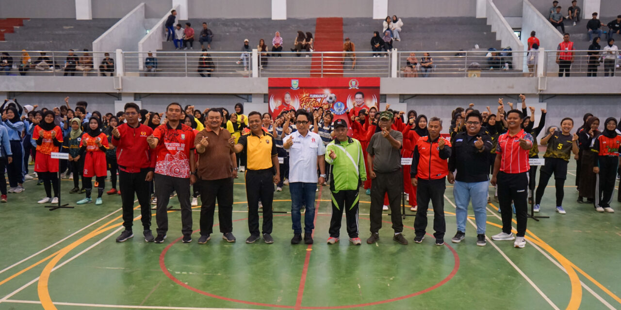 16 Tim Futsal Pelajar Putri Bertanding dalam Gelaran Bupati Cup