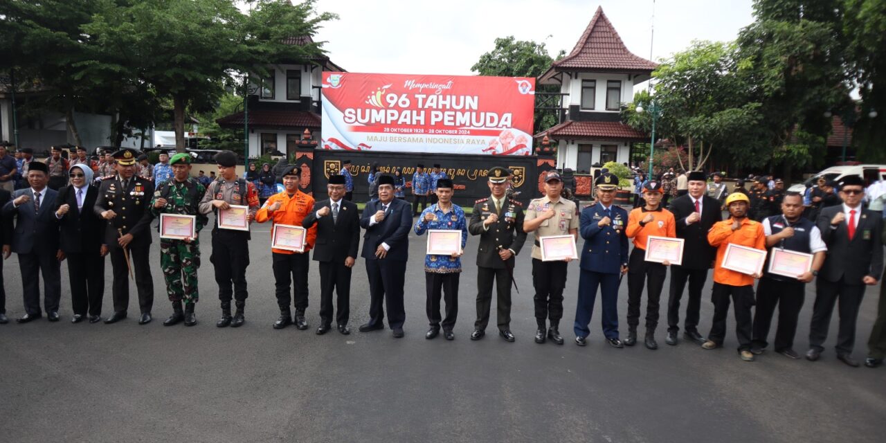 Pemkab Purbalingga Berikan Penghargaan kepada 16 Komunitas Relawan atas Aksi Penyelamatan Pendaki Hilang di Gunung Slamet