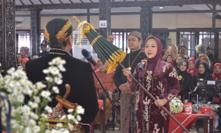 Peringatan Hari Jadi Ke-194 Kabupaten Purbalingga Dimeriahkan dengan Pahargyan Agung dan Kirab Pusaka