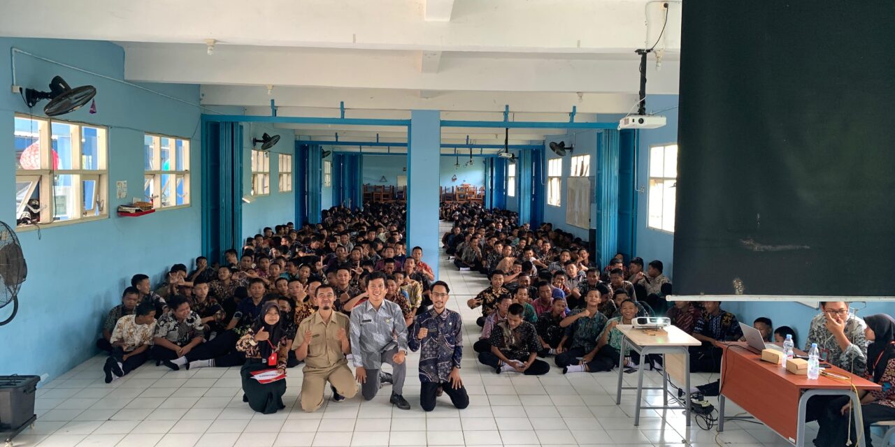 Perkuat Literasi Digital, Dinkominfo Purbalingga Ajak Ratusan Siswa SMKN 1 Kaligondang Bijak Bermedsos