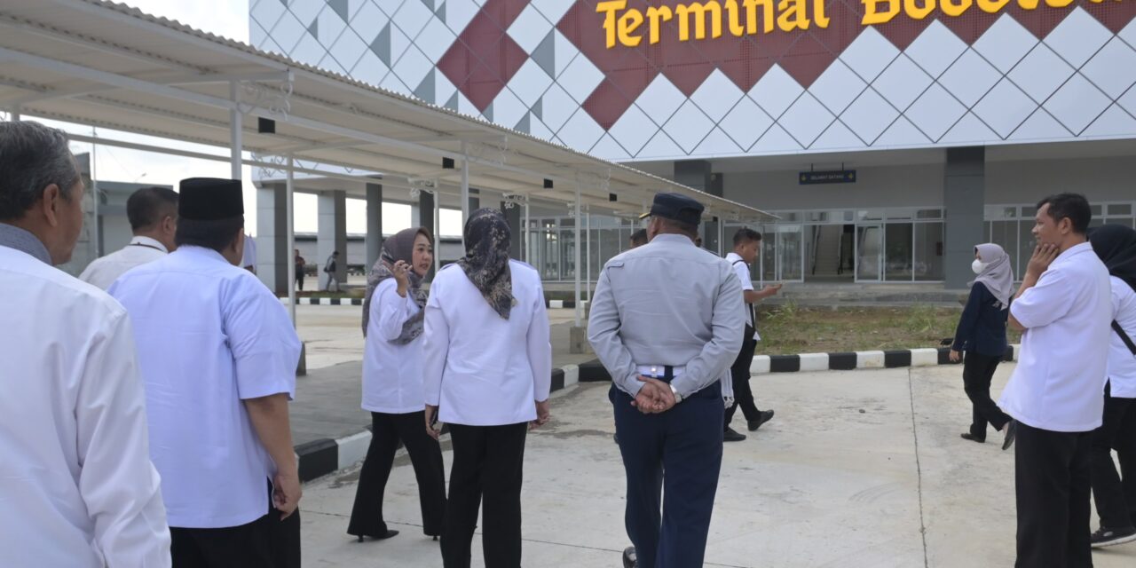 Bupati Tiwi dan Wabup Sudono Monitoring Pembangunan Terminal Bobotsari